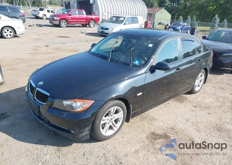 2008 BMW 328Xi из США, поврежденный, VIN WBAVC73558KP39052